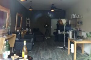 Der Neighbour Meister Coiffeur