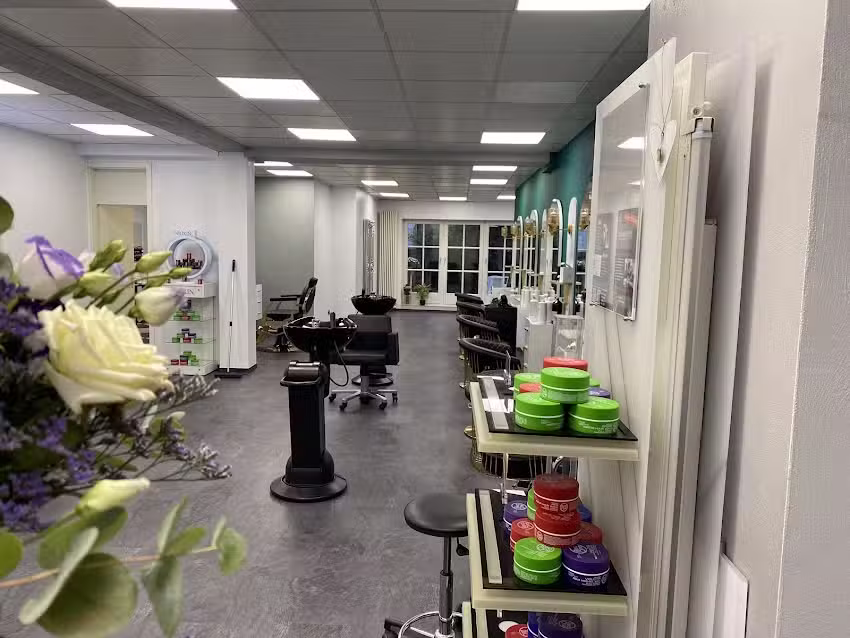 Diamond Hair & Beauty