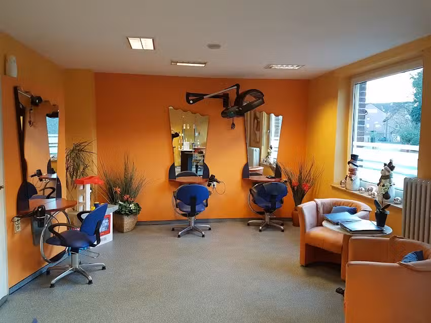 Diana Dorow Hairline