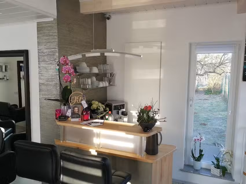 Die Friseurin &ndash; Janina Blaha