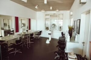 DIE FRIS&Ouml;RE Assimenia Rantou, Dieter Schweizer, Brankica Zeba Friseur