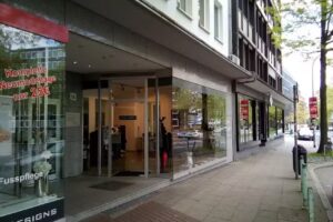 Die Konkurenz Haarschnitte