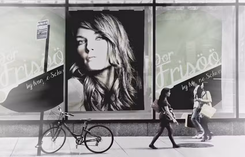 Dor Fris&ouml;&ouml;r -by Ivonne Schweigert-