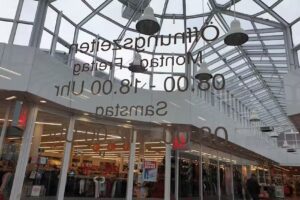 Dybar&eacute; Coiffeurbetriebsgesellschaft mbH