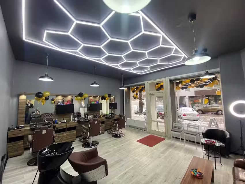 Dynamic Barbershop