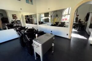 eigenart | Berlin | Stefanie Dutschmann | EIGENART | Pl&auml;nterwald | Friseur | seit 1939