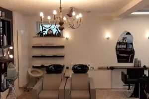 Elite Hair by Melanie