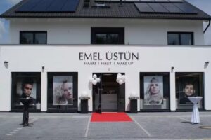 EMEL &Uuml;ST&Uuml;N &ndash; SALONDELUXE Friseur und K&ouml;rperpflege GmbH