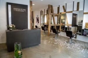 Emine Funk &ndash; Haare & Mehr