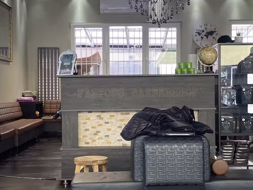 FasFous Friseur Salon &ndash; K&ouml;ln