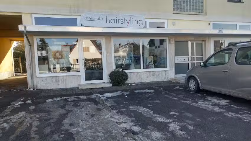 Fashionable Hairstyling