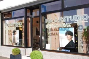 Fatma Lenz Hair, Beauty, Make-up