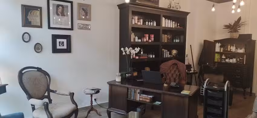 Felix&lsquo; CUT & CUPPA