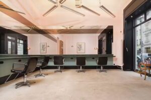 FINE & DANDY kleine schwester AVEDA Salon & Store