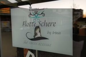 Flotte Schere by Irina