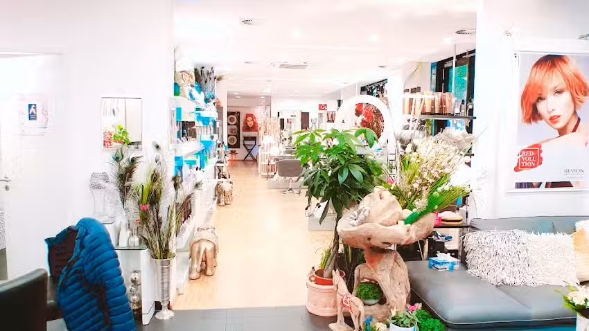 Francisco Villa Salon