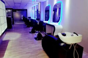 Friend&rsquo;s Hair Lounge