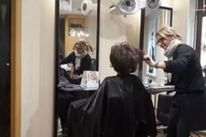 Friseur Angela Socher