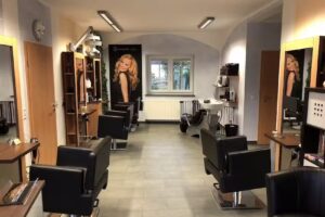 Friseur Claudia Diensberg