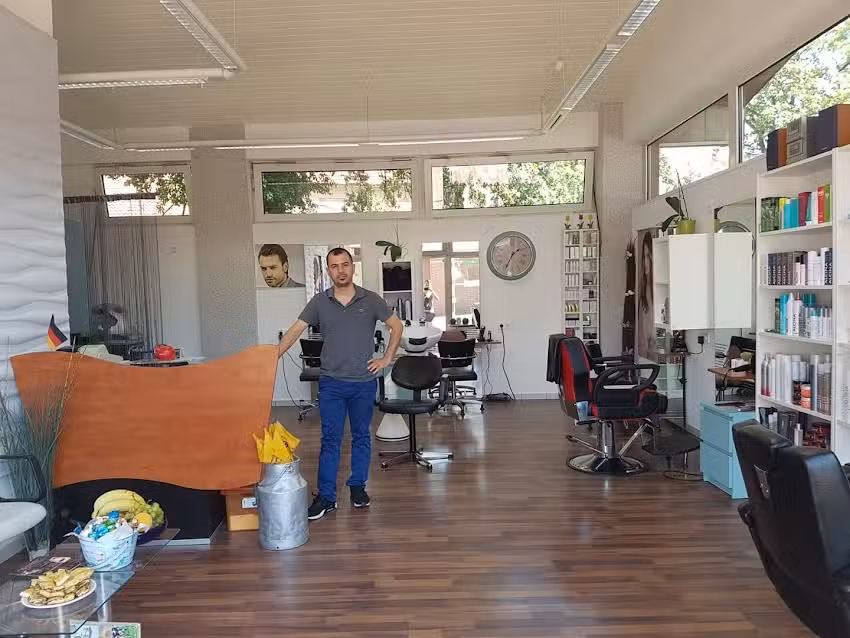 Friseur &bdquo;Daued&ldquo;