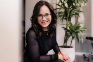 Friseur ⎮Fay Mestmacher ⎮Salzhausen⎮Balayage⎮Haarverl&auml;ngerung⎮Locken⎮Tressen⎮25 Jahre Erfahrung