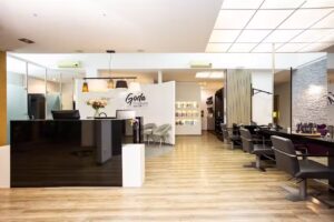 Friseur Goda Osnabr&uuml;ck &ndash; Per&uuml;ckenstudio u. Zweithaarspezialist
