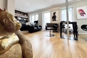 Friseur HAARHUUS &ndash; Dominique Bihmane | Hamburg | Haarschnitt | Blondspezialist