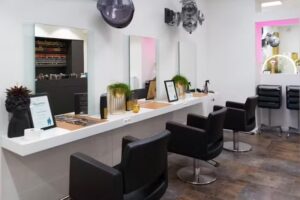 Friseur Haarstudio Schicky Micky Spezialist f&uuml;r Balayage und Haarfarben in Kassel