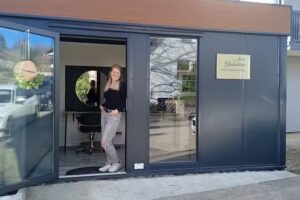 Friseur Julia&rsquo;s Gl&uuml;cksstr&auml;hne