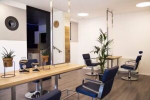 Friseur KONTRAST haus der haare