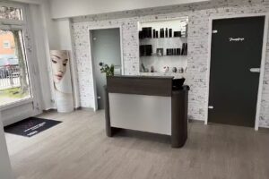 Friseur Kosmetik Fu&szlig;pflege Jasmin Rennock