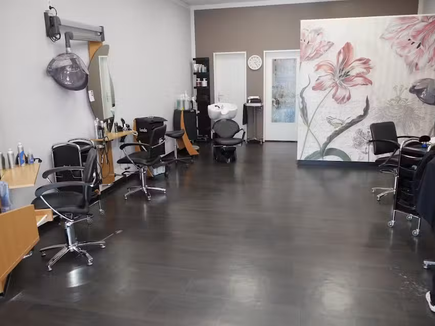 Friseur & Kosmetik GmbH
