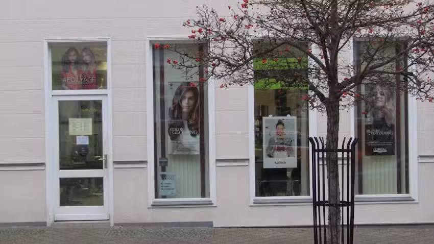 Friseur & Kosmetik GmbH Charmant Salon City