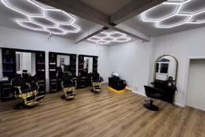 Friseur Krone und Kamm