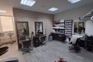 Friseur LA BELLE &ndash; Friseur im LMC