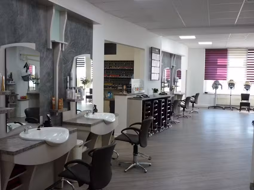 Friseur LA BELLE