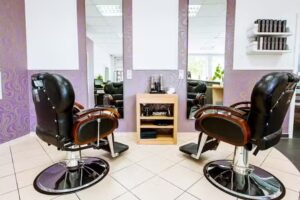 FRISEUR LILA STR&Auml;HNE