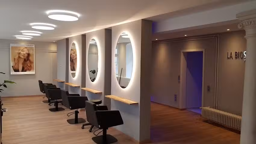 FRISEUR MEISTER Angela