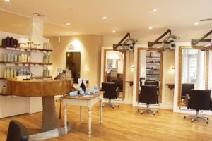 Friseur M&ouml;bius Ahrensburg | Extensions, schneiden, colorieren, verl&auml;ngern, verdichten