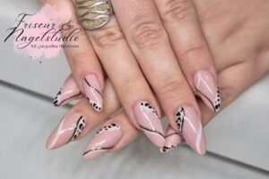 Friseur & Nagelstudio Inh. Jacqueline Hartmann