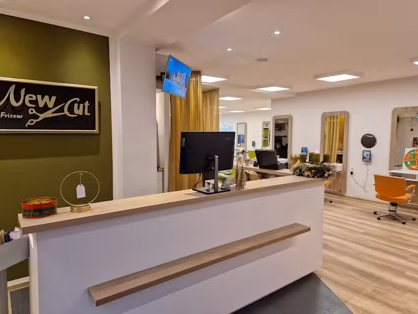 Friseur New Cut Eckernf&ouml;rde, der Spezialist f&uuml;r Extensions und Str&auml;hnentechniken