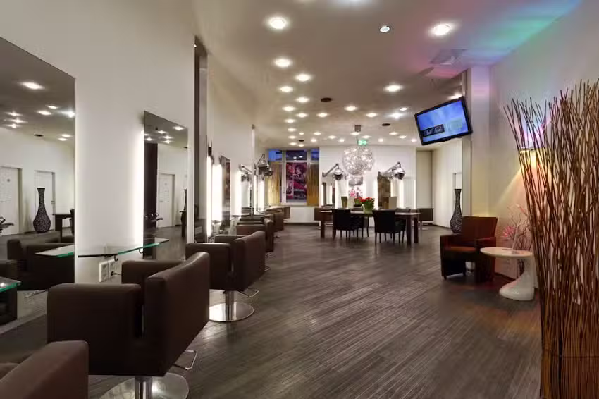 Friseur Nicolaisen Intercoiffure Hamburg &ndash; Hamburger Meile