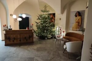 Friseur Salon Aestheticum Bob Sch&auml;fer