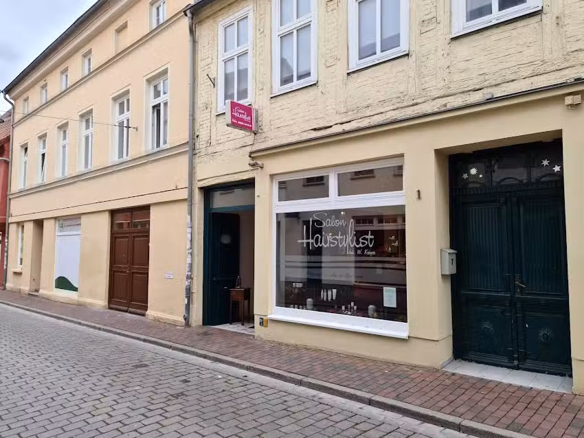 Friseur &bdquo;Salon Hairstylist&ldquo; &ndash; Markt 23, G&uuml;strow