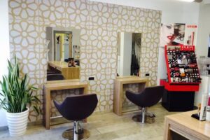 Friseur Schnitt & Colour