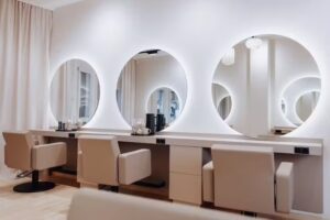 Friseur Semeraro Hair Lounge Freiburg | Haarverl&auml;ngerung | Balayage | Blond Experten