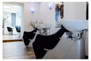Friseur und Kosmetik GmbH Salon Carina