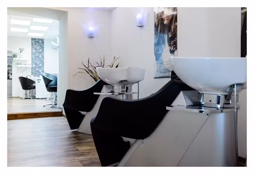 Friseur und Kosmetik GmbH Salon Carina