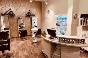 FRISEURGESCH&Auml;FT Sandra Kempe