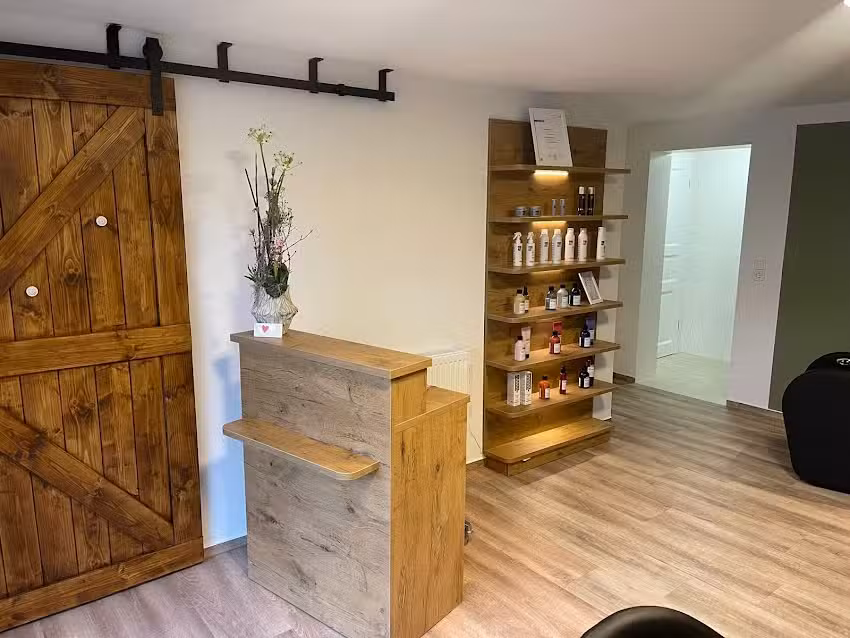 Friseurmeisterin Andrea K&ouml;pke